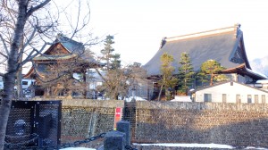 Across the river is Hongoji, one of the three big temples in Furukawa